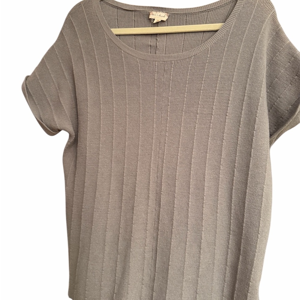 Hem & Thread Women's Green  Ribbed Short-Sleeve Knit Top -
